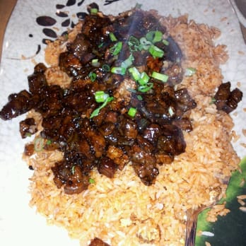 Noodles Pho U - Full plate of beef cube over tomato rice yumo! - Vietnamese Near Me - Lombard, Illinois