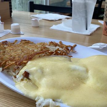 Steamy Joe Cafe - Branson - Eggs Benedict - Cafes Near Me - Branson, Missouri