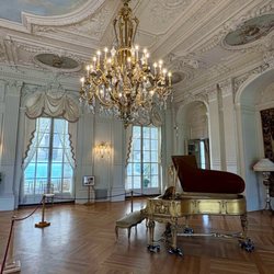 Rosecliff Mansion - Gold harpsichord in the ballroom