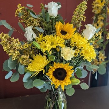 Patti's Petals Florist - Florists Near Me - Denton, Maryland Patti's Petals Florist - Florists Near Me - Denton, Maryland