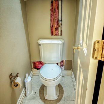 ARS / Rescue Rooter - Master-bath toilet. - Plumbing Near Me - Austin, Texas ARS / Rescue Rooter - Master-bath toilet. - Plumbing Near Me - Austin, Texas