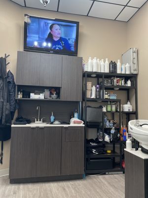 Guillermo's Hair Studio