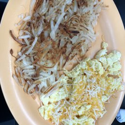 Eggs, cheese and hash browns.. yum! Eggs, cheese and hash browns.. yum!