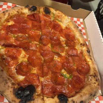 Zephanie’s Pizza - Sweet heat. Great flavor and heat without being too spicy. Delicious! - Pizza Near Me - Kahuku, Hawaii Zephanie’s Pizza - Sweet heat. Great flavor and heat without being too spicy. Delicious! - Pizza Near Me - Kahuku, Hawaii