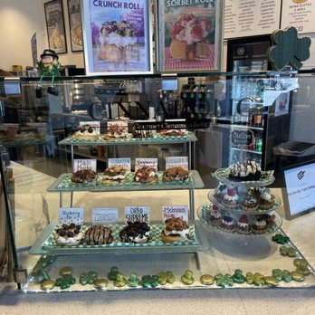 Cinnaholic - Bakeries Near Me - Tulsa, Oklahoma