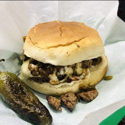 Antojitos Xpress - Chilaca Burger