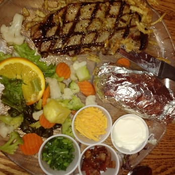 Hale's Restaurant - American Near Me - Hermiston, Oregon