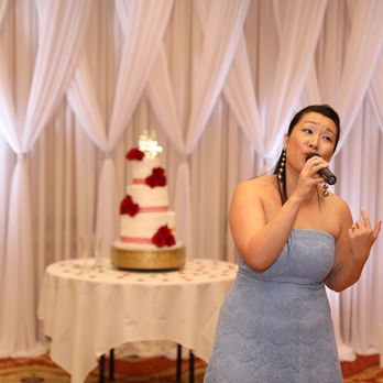 Kate Leung Event Services - Kate delighting our guests with her singing. - DJs Near Me