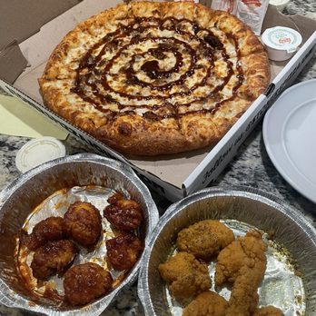 Stoner's Pizza Joint - . Large Brisket .5 Boneless Nugz - Chicken Wings Near Me - Fort Worth, Texas