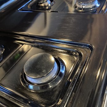 24kt Cleaning - Thoroughly cleaned of all the grease and food stuffs that's been accumulated over the years. Wish I had a before picture - Home Cleaning Near Me - Sunrise Manor, Nevada