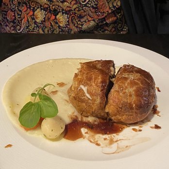 Gordon Ramsay Hell's Kitchen - Beef Wellington - Steakhouses Near Me - Stateline, Nevada