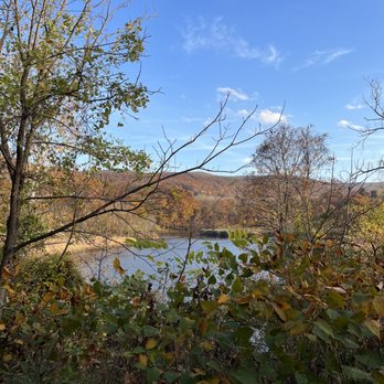 Madam Brett Park - Parks Near Me - Beacon, New York