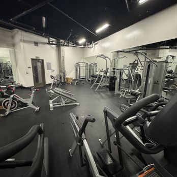 Supreme Painting - Gym Interior Painting Project San Francisco - Painters Near Me - San Francisco, California Supreme Painting - Gym Interior Painting Project San Francisco - Painters Near Me - San Francisco, California