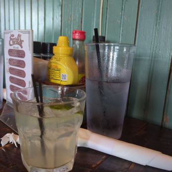 Earl's - Ginger beer and lime mocktail - American Near Me - Winston-Salem, North Carolina
