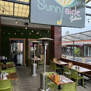 Sunny Side Solana - Outside seating with space heaters - Breakfast & Brunch Near Me - Solana Beach, California Sunny Side Solana - Outside seating with space heaters - Breakfast & Brunch Near Me - Solana Beach, California
