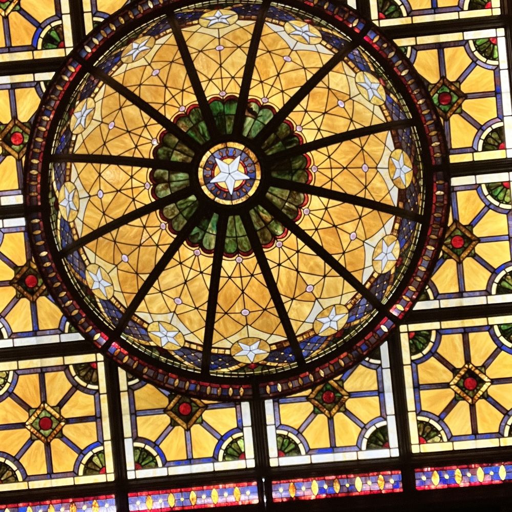 The Driskill - Amazing ceiling - Hotels Near Me - Austin, Texas The Driskill - Amazing ceiling - Hotels Near Me - Austin, Texas