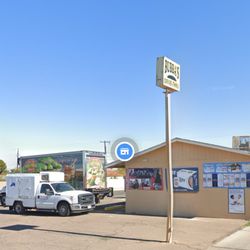 Bubbas Drive Thru - Business building with sign board