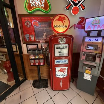 Pats Pizza - Pizza Near Me - Yarmouth, Maine Pats Pizza - Pizza Near Me - Yarmouth, Maine