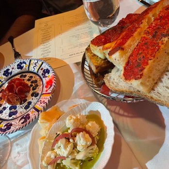 Carbone - Breads on the house - Italian Near Me - New York, New York Carbone - Breads on the house - Italian Near Me - New York, New York