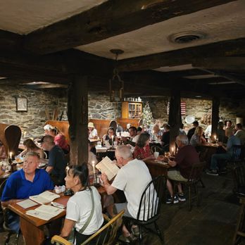 Dobbin House Tavern - Basement tavern - Bars Near Me - Gettysburg, Pennsylvania
