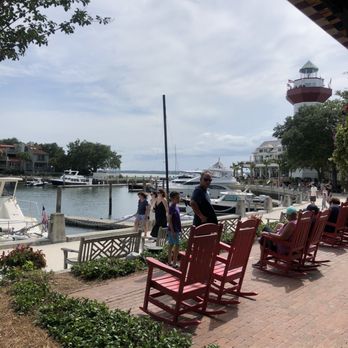 Harbour Town - Shopping Centers Near Me - Hilton Head Island, South Carolina Harbour Town - Shopping Centers Near Me - Hilton Head Island, South Carolina