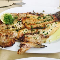 La Trainera - Pescado "la vieja" a la trainera . Es un MUST probarlo!