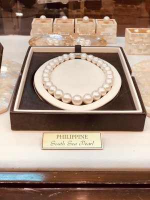 Balikbayan Handicrafts by null
