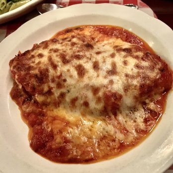 Dan Tana's - Italian Near Me - West Hollywood, California