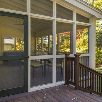 Wendel Klein Design Build - Screened in porch in Newton - General Contractors Near Me - Cambridge, Massachusetts Wendel Klein Design Build - Screened in porch in Newton - General Contractors Near Me - Cambridge, Massachusetts