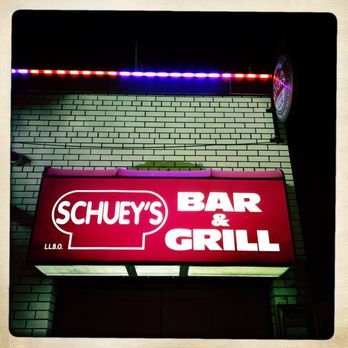 Schuey's Bar & Grill - Cool tavern - Bars Near Me - Etobicoke, Ontario