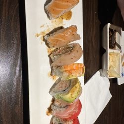 Love Sushi - 22. Rainbow Roll