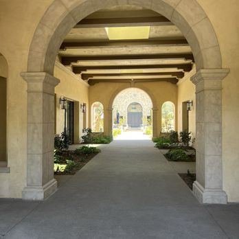 Monserate Winery - Wineries Near Me - Fallbrook, California
