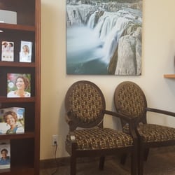 Twin Falls Dental - Waiting area