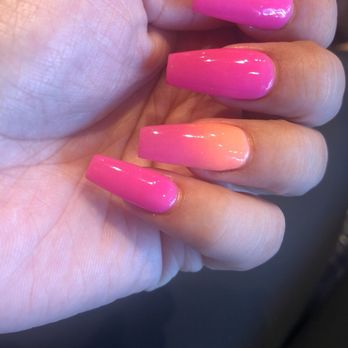 Devine Nailspa - Nail Salons Near Me - Plano, Texas