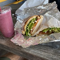 Frutas 100% Natural - Turkey torta & berry smoothies