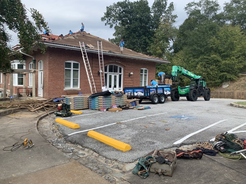 Slide of Daves Roofing