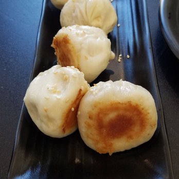 Dumpling Specialist - Pan fried pork buns. Good but they were tiny - Dim Sum Near Me - San Francisco, California