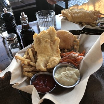 Breakwater - Cafes Near Me - Victoria, British Columbia