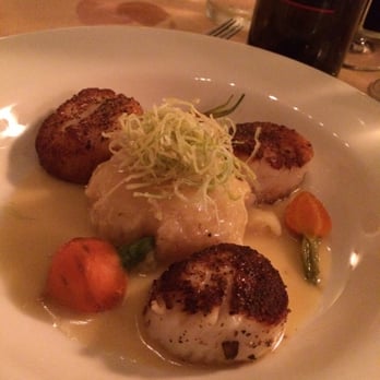 Celadon - Seared Scallops w/ Mashed Potatos. - Seafood Near Me - Napa, California Celadon - Seared Scallops w/ Mashed Potatos. - Seafood Near Me - Napa, California