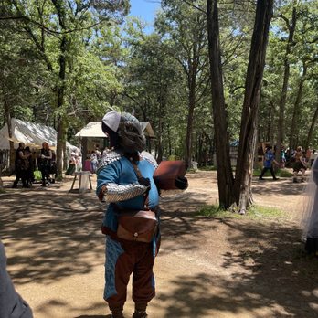 Sherwood Forest Faire - Fun costume - Festivals Near Me - McDade, Texas Sherwood Forest Faire - Fun costume - Festivals Near Me - McDade, Texas