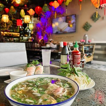 Lantern House Viet Bistro - Pho and summer A1. Fresh Rolls W Shrimp & Pork - Vietnamese Near Me - Falls Church, Virginia Lantern House Viet Bistro - Pho and summer A1. Fresh Rolls W Shrimp & Pork - Vietnamese Near Me - Falls Church, Virginia