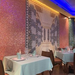 Pinocho - More of the inside-pretty tiles