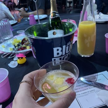 Reelworks - Mimosas - Dance Clubs Near Me - Denver, Colorado