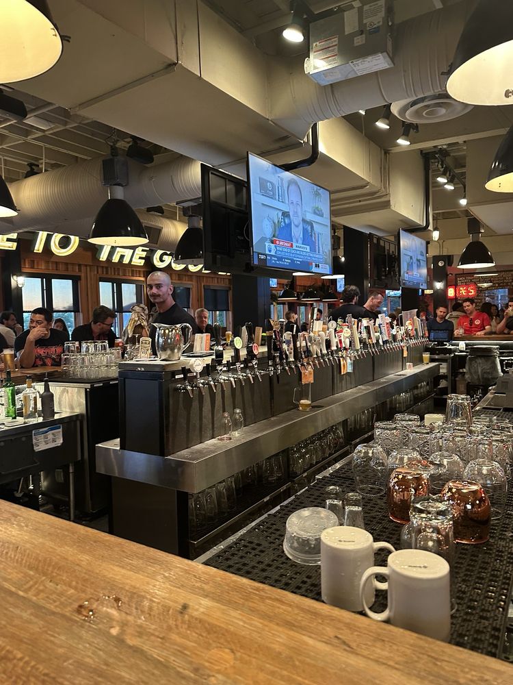 pub image