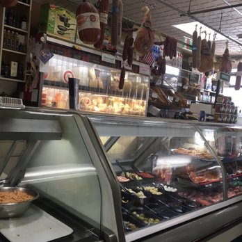 Tony's Beechhurst Deli - Counter - Delis Near Me - Whitestone, New York Tony's Beechhurst Deli - Counter - Delis Near Me - Whitestone, New York