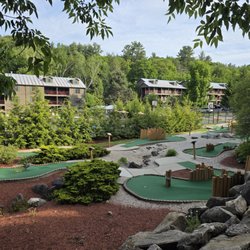 Holiday Inn Club Vacations Oak n Spruce Resort - South Lee - Putt putt course is very nice