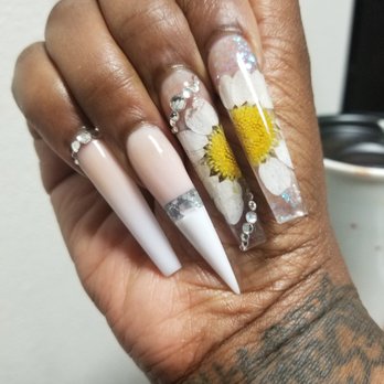Le'von Nail Spa - Nail Salons Near Me - Kent, Washington Le'von Nail Spa - Nail Salons Near Me - Kent, Washington