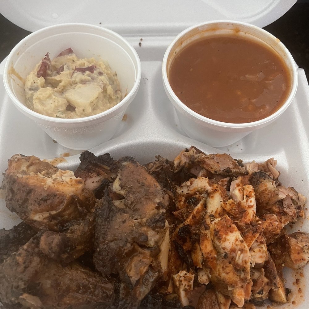 Munchies Live BBQ - Two combination plate. Chopped and jerked chicken, red potatoe salad and bbq beans. - Barbeque Near Me - Mount Dora , Florida Munchies Live BBQ - Two combination plate. Chopped and jerked chicken, red potatoe salad and bbq beans. - Barbeque Near Me - Mount Dora , Florida