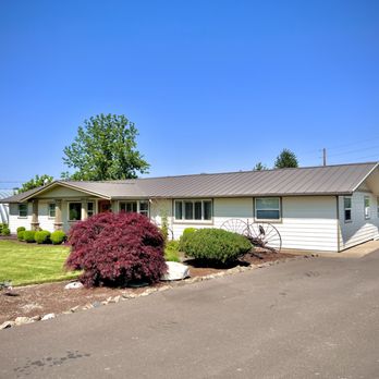 McClinton Painting & Construction - Exterior Painting - Painters Near Me - Albany, Oregon McClinton Painting & Construction - Exterior Painting - Painters Near Me - Albany, Oregon