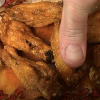 Caraglios - Wings no bigger than my THUMB!?!? - Pizza Near Me - Rochester, New York